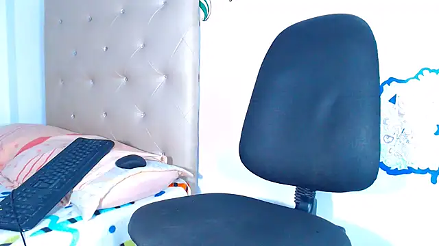 Megaanfox online show from 6, 2, 2025