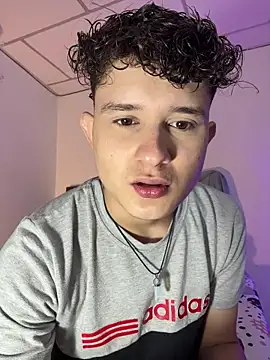 Snapshot of Nathan_Bluee chatting on 20, 11, 2025 Nathan Bluee online show from 20, 11, 2025