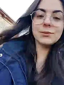 Alicia Hot1 online show from 12, 12, 2024