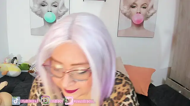 Snapshot of Amberbedoya_ chatting on 30, 12, 2024 Amberbedoya online show from 30, 12, 2024