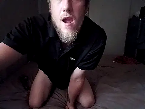 Snapshot of Missmesexycouple69 chatting on 22, 11, 2025 Missmesexycouple69 online show from 22, 11, 2025