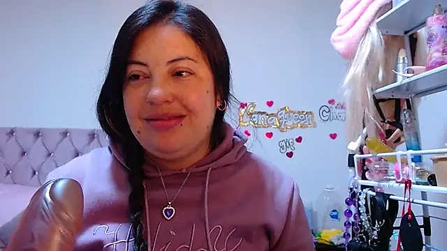 lanaqueen699 online show from 18, 3, 2026