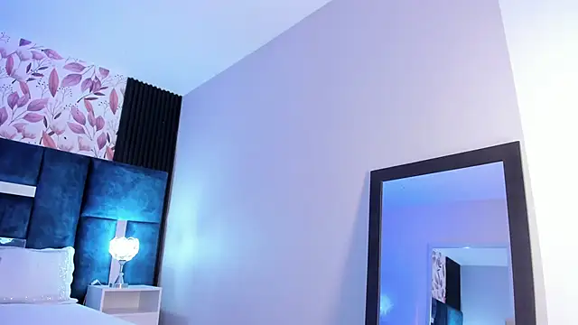 Larabrooks online show from 21, 3, 2026