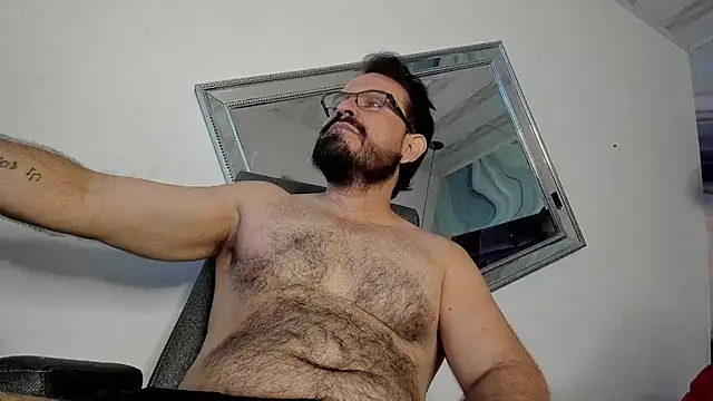 SbasTone Muscle online show from 6, 10, 2025