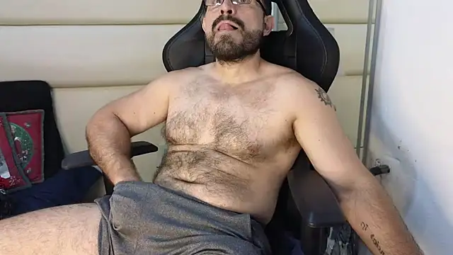 SbasTone Muscle online show from 15, 12, 2025