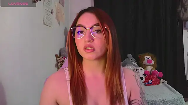 lucycherry   online show from 16, 9, 2025