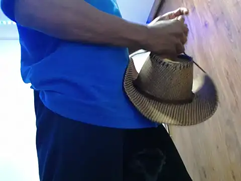 Snapshot of GerardSmitt chatting on 18, 9, 2025 GerardSmitt online show from 18, 9, 2025