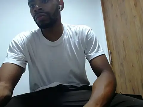 Snapshot of GerardSmitt chatting on 20, 9, 2025 GerardSmitt online show from 20, 9, 2025