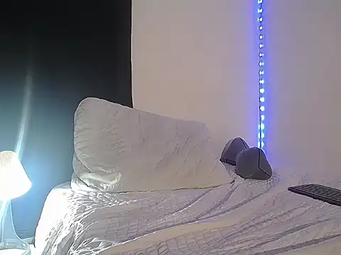 Snapshot of GerardSmitt chatting on 17, 10, 2025 GerardSmitt online show from 17, 10, 2025