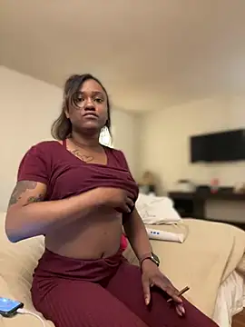 PrettyGal Tingz online show from 21, 2, 2025