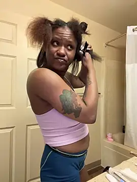 PrettyGal Tingz online show from 9, 3, 2025