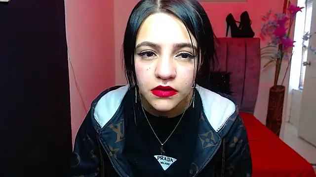 Violettasquirt online show from 22, 10, 2025