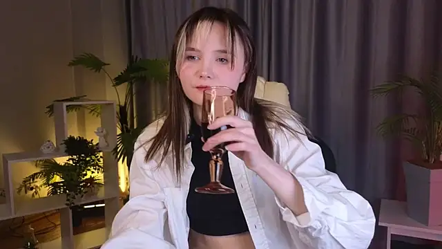 CiriRianonn online show from 3, 2, 2026