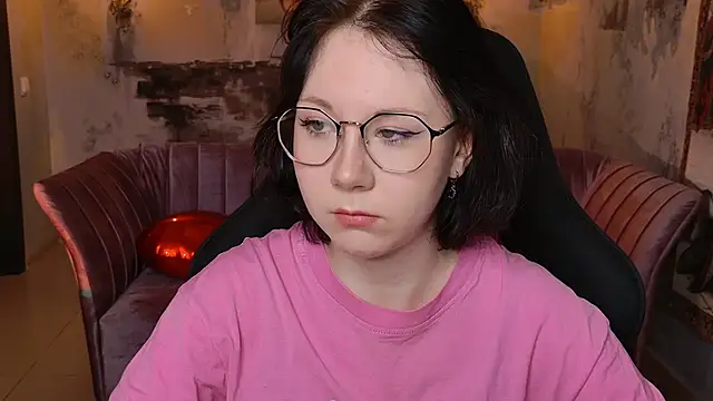 NancyMartinez online show from 16, 10, 2025