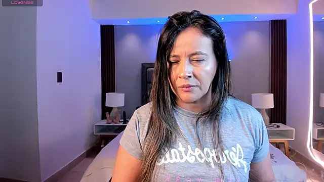 Susann Ross online show from 11, 10, 2025