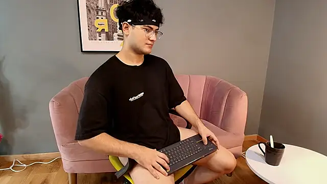 Snapshot of Mark_Evans1_ chatting on 22, 2, 2025 Mark Evans1 online show from 22, 2, 2025