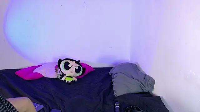 KetraWesttt online show from 30, 10, 2025