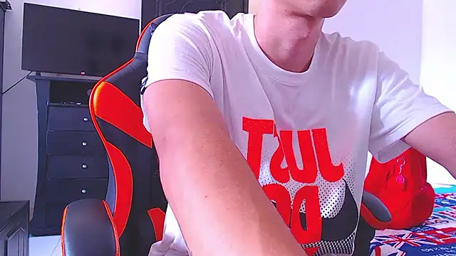 ADAM HOT online show from 7, 1, 2026