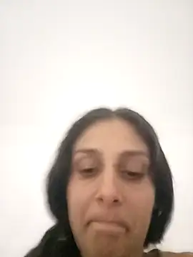 star lulu hot online show from 2, 2, 2026