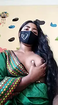 Snapshot of Lina-Rose chatting on 14, 3, 2025 Lina-Rose online show from 14, 3, 2025