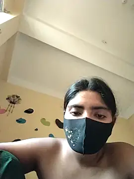 Snapshot of Lina-Rose chatting on 15, 3, 2025 Lina-Rose online show from 15, 3, 2025