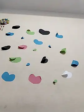 Snapshot of Lina-Rose chatting on 16, 3, 2025 Lina-Rose online show from 16, 3, 2025