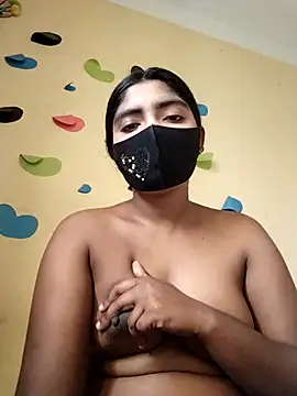 Snapshot of Lina-Rose chatting on 21, 3, 2025 Lina-Rose online show from 21, 3, 2025