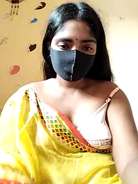 Snapshot of Lina-Rose chatting on 10, 9, 2025 Lina-Rose online show from 10, 9, 2025