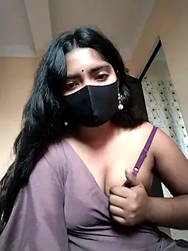 Snapshot of Lina-Rose chatting on 24, 9, 2025 Lina-Rose online show from 24, 9, 2025