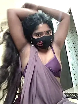 Snapshot of Lina-Rose chatting on 25, 9, 2025 Lina-Rose online show from 25, 9, 2025