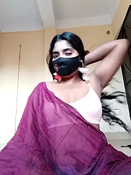 Snapshot of Lina-Rose chatting on 15, 11, 2025 Lina-Rose online show from 15, 11, 2025