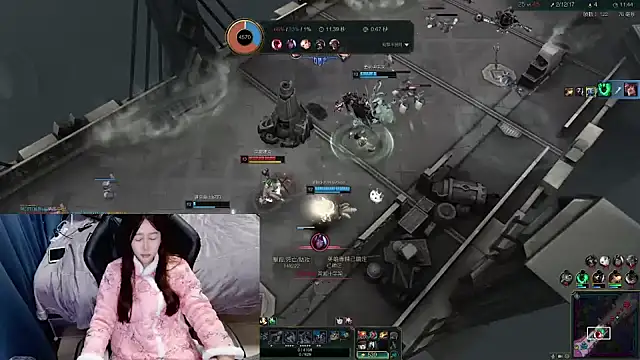 Snapshot of Angelababy001 chatting on 4, 1, 2025 Angelababy001 online show from 4, 1, 2025