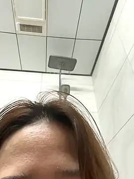 Snapshot of Angelababy001 chatting on 12, 11, 2025 Angelababy001 online show from 12, 11, 2025