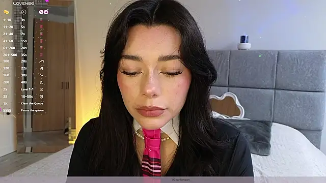 Snapshot of Soffimoon_ chatting on 17, 3, 2026 Soffimoon online show from 17, 3, 2026