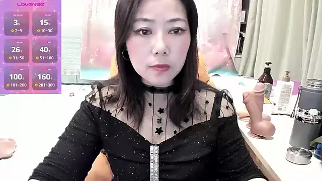 Crystal Wings online show from 19, 1, 2025
