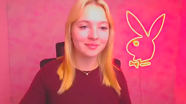 Snapshot of Milka_kiss_ chatting on 16, 10, 2025 Milka kiss online show from 16, 10, 2025