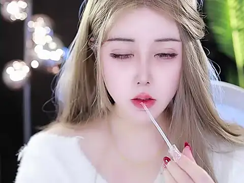 Snapshot of Qiaoqiao_ chatting on 10, 3, 2025 Qiaoqiao online show from 10, 3, 2025