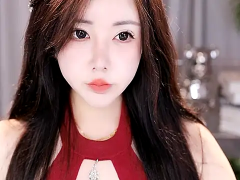 Snapshot of Qiaoqiao_ chatting on 19, 10, 2025 Qiaoqiao online show from 19, 10, 2025