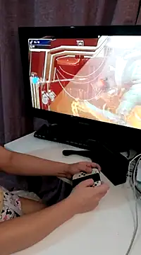 mia  katt online show from 4, 2, 2025