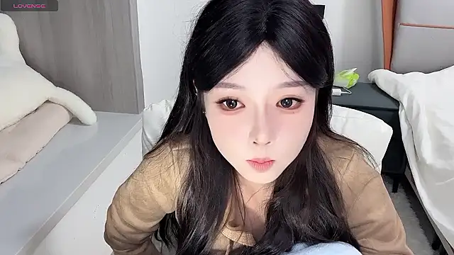 Q-ing online show from 2, 12, 2024