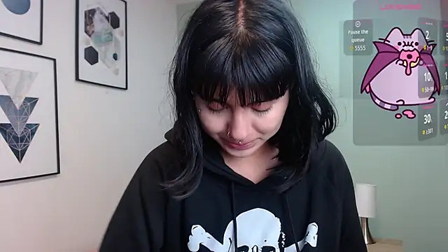 Snapshot of amy_adams1 chatting on 17, 10, 2025 amy adams1 online show from 17, 10, 2025