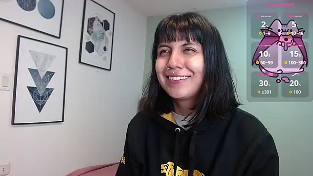 Snapshot of amy_adams1 chatting on 21, 10, 2025 amy adams1 online show from 21, 10, 2025