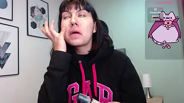 Snapshot of amy_adams1 chatting on 27, 10, 2025 amy adams1 online show from 27, 10, 2025