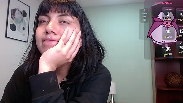 Snapshot of amy_adams1 chatting on 14, 11, 2025 amy adams1 online show from 14, 11, 2025