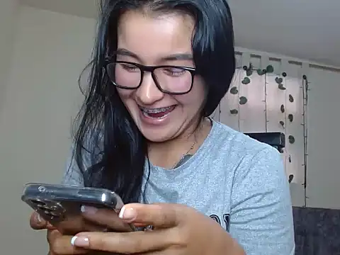 Snapshot of kazumi6 chatting on 16, 12, 2025 kazumi6 online show from 16, 12, 2025