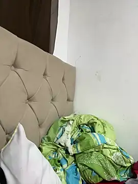 palomamoraid online show from 13, 3, 2025