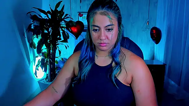 Xisu  online show from 13, 2, 2025