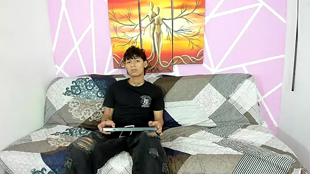 Snapshot of Fresahot2005 chatting on 25, 1, 2025 Fresahot2005 online show from 25, 1, 2025