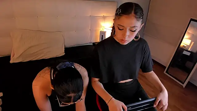 Snapshot of Cintya_Kros chatting on 22, 1, 2025 Cintya Kros online show from 22, 1, 2025