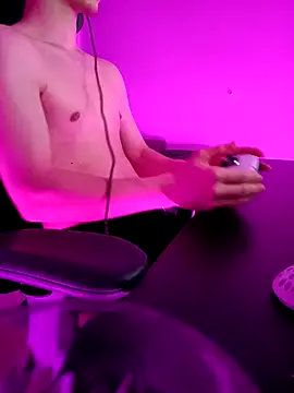 Snapshot of gostos__oo chatting on 2, 11, 2025 gostos oo online show from 2, 11, 2025